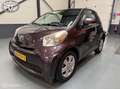 Toyota iQ 1.0 VVTi Airco|LM-Velgen|Bluetooth|NL-Auto Paars - thumbnail 1