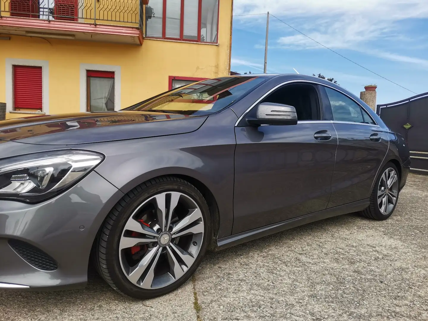 Mercedes-Benz 200 Gri - 1