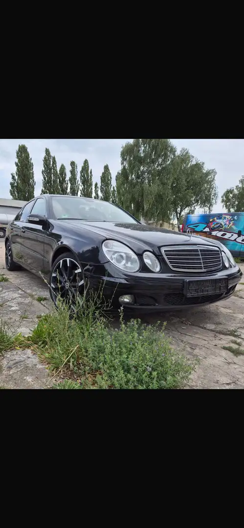 Mercedes-Benz E 200 E 200 Kompressor (211.042) Black - 2