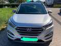 Hyundai TUCSON Top Ausstattung Pano-Leder-Navi usw Silber - thumbnail 2