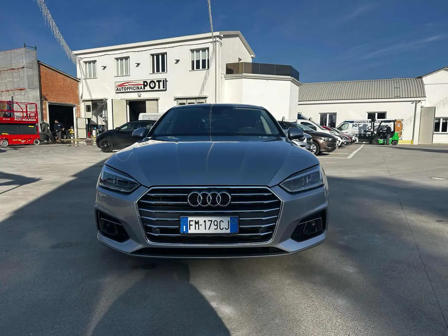 Audi A5 SPB 2.0 TFSI S tronic g-tron Sport Grijs - 2