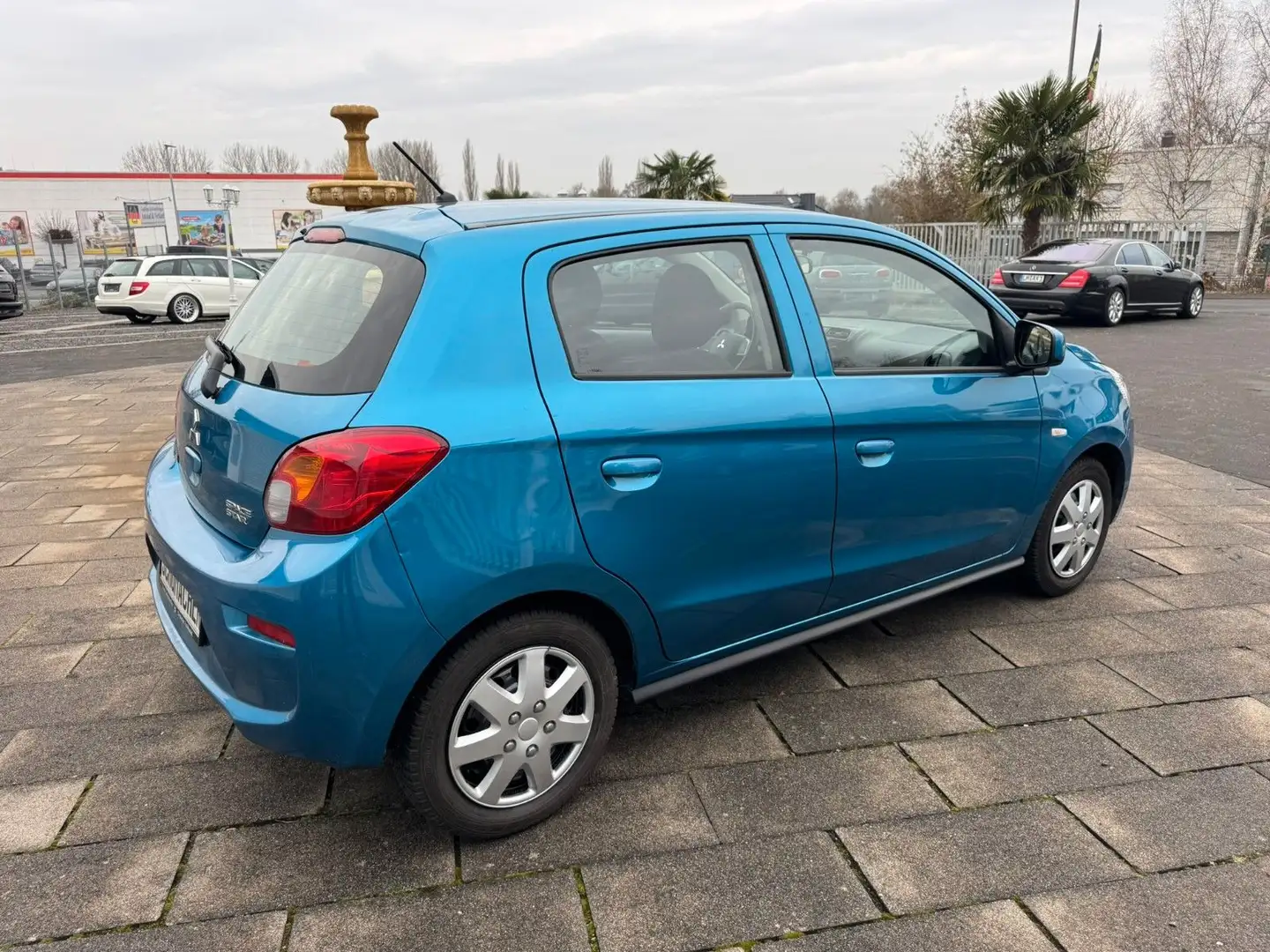 Mitsubishi Space Star 1.0 aus 1. Hand mit Garantie+TÜV neu! Blau - 2