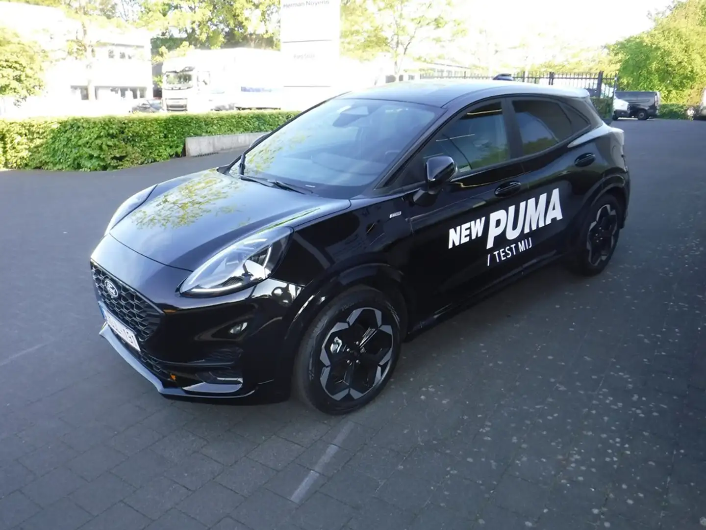 Ford Puma St-line X Schwarz - 1