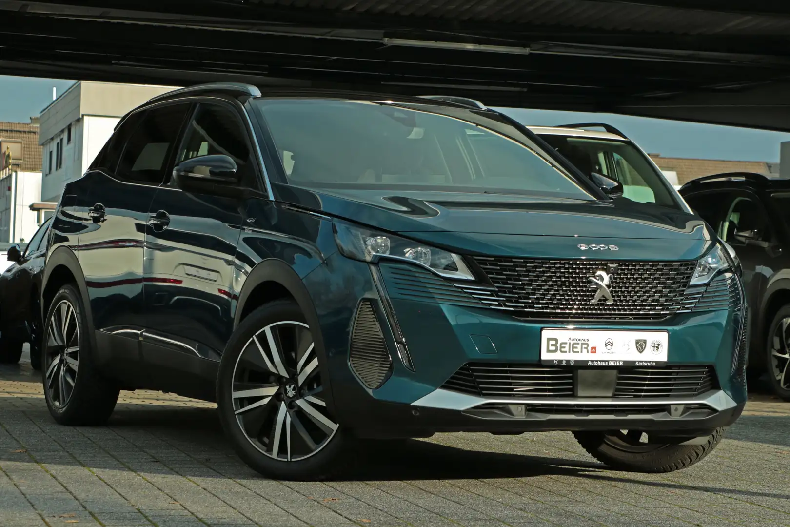 Peugeot 3008 1.5 BlueHDi 130 EAT8 GT Navi/ Sitzh./ Kam Blau - 2