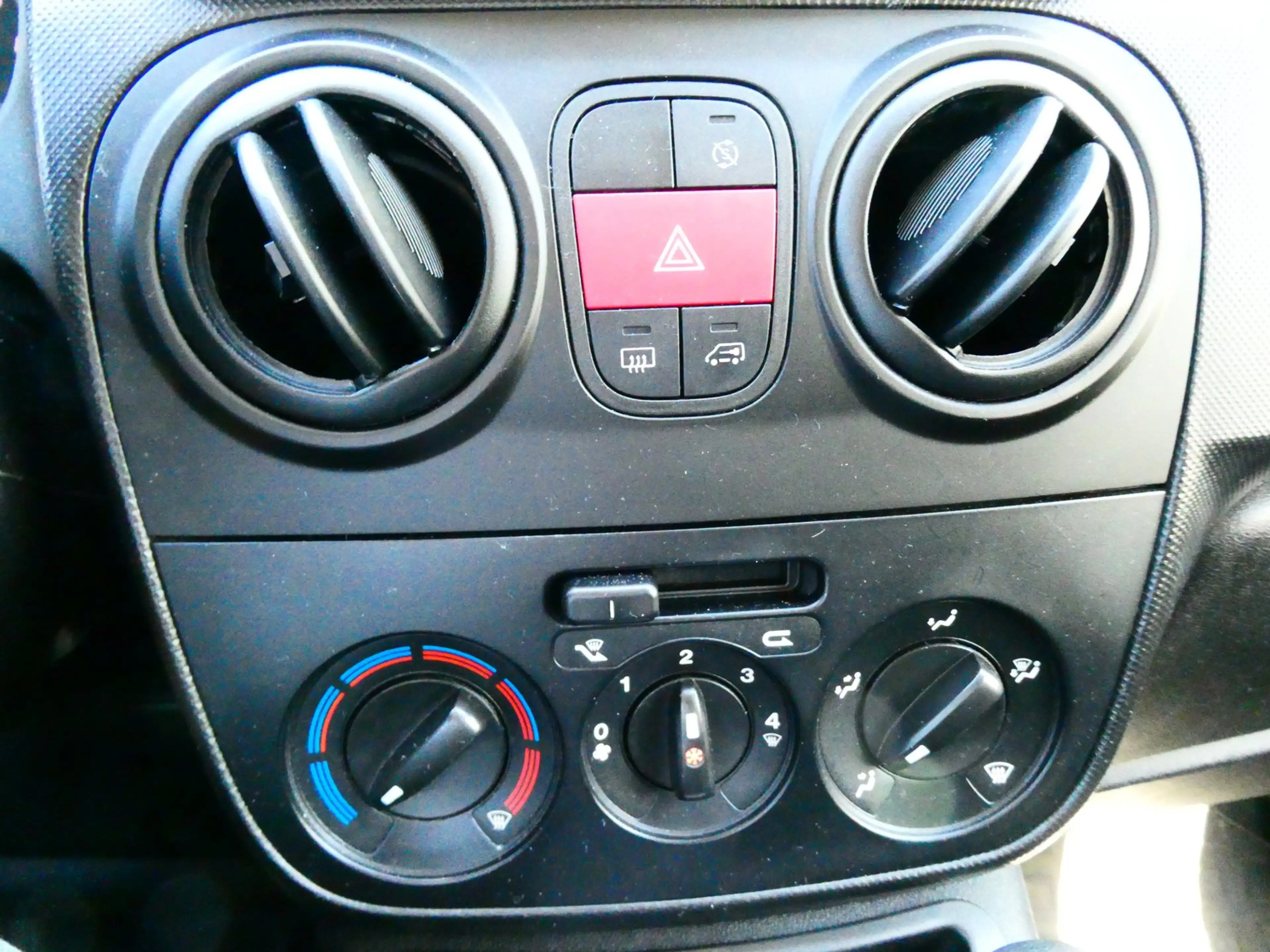 Fiat Fiorino 1.3 SX 80pk 2e eig. Automaat Airco BTW-auto PDC Tr — photo 13