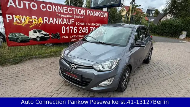 Hyundai i20 FIFA Edition**TÜV NEU*SERVICE NEU**