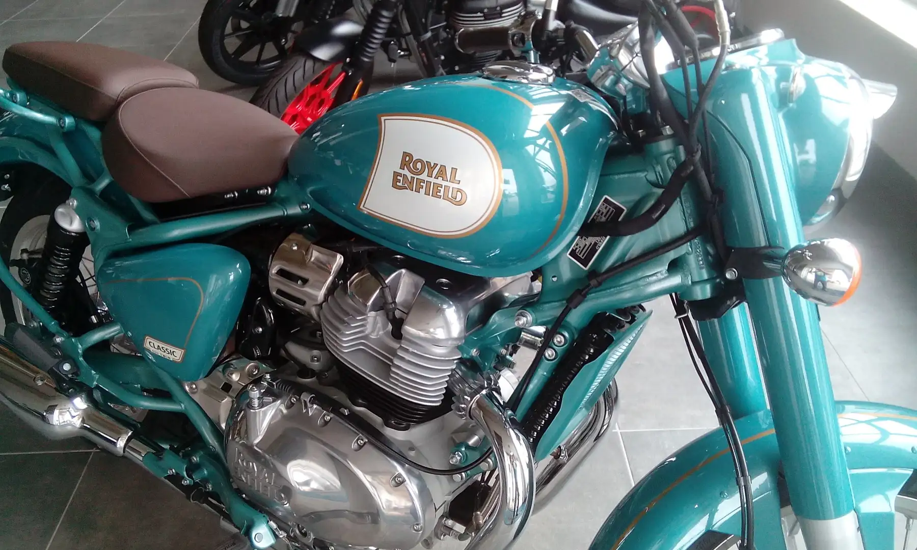 Royal Enfield Classic 650 Herbst Winter Preis Verde - 2