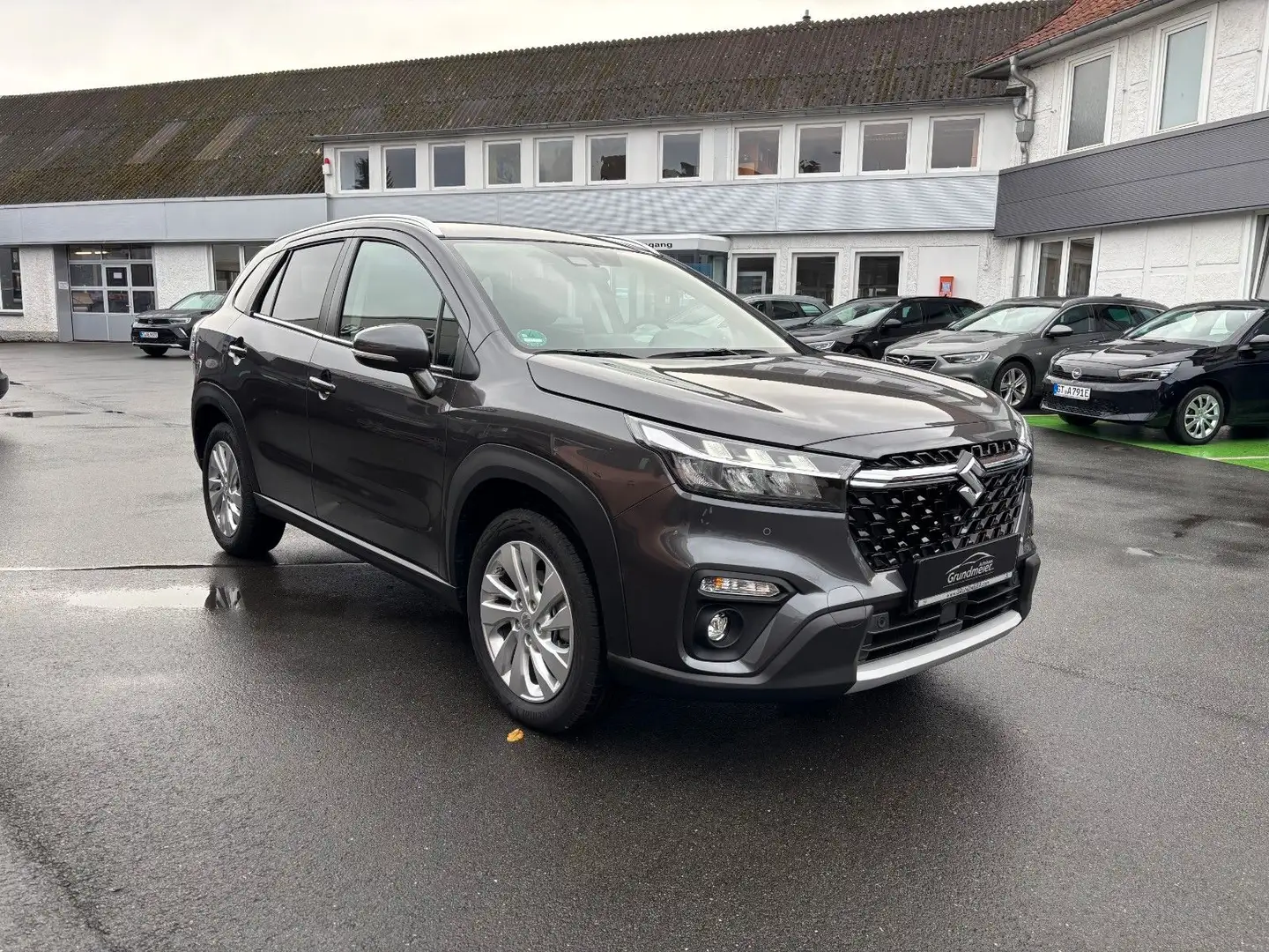 Suzuki S-Cross 1.5 Hybrid Comfort AGS/Kamera/LED/SHZ Gris - 2