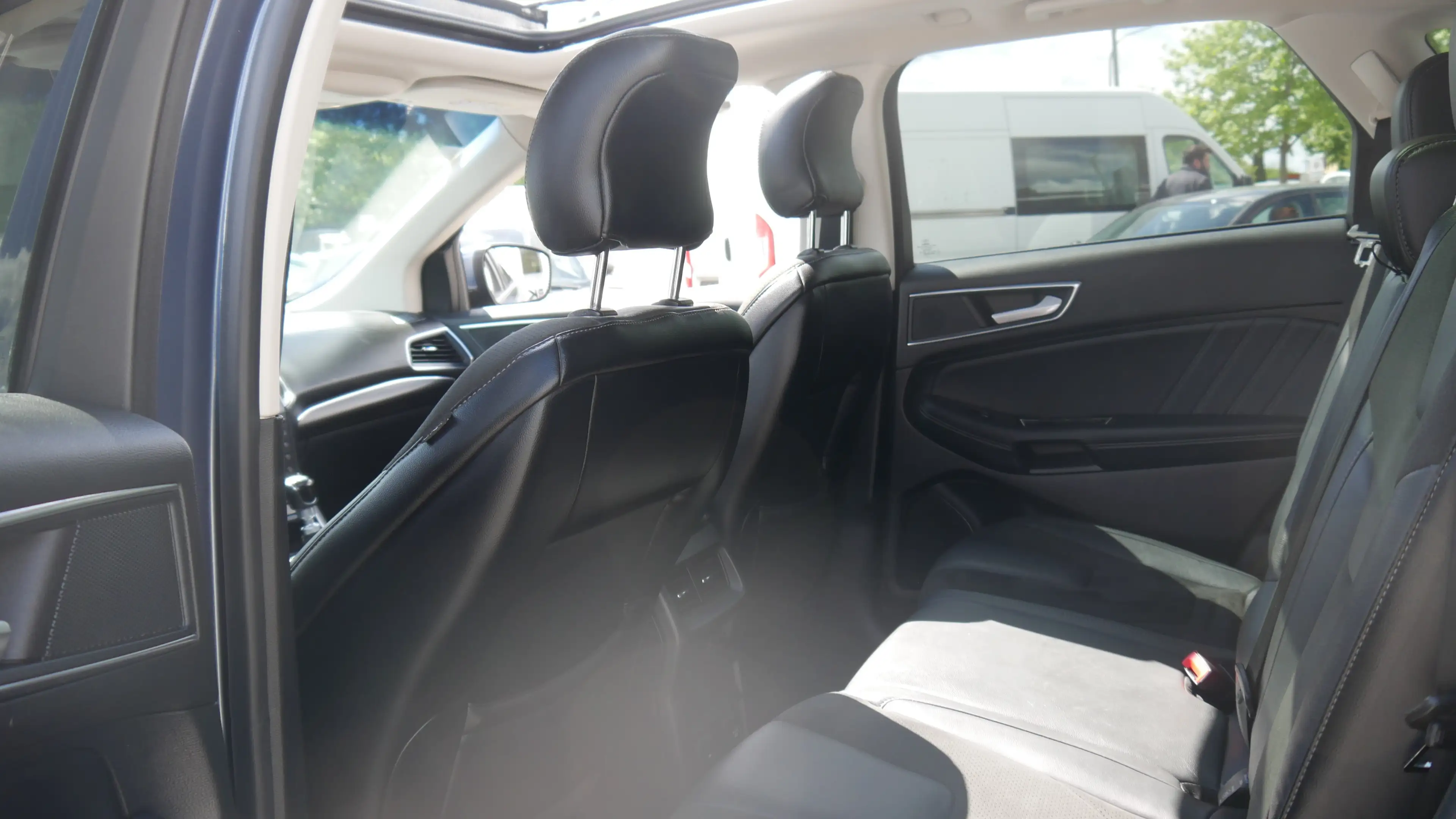 Ford Edge ST-Line 4x4 Keyless Pano Sitzheiz/Kühlung Pano — photo 13