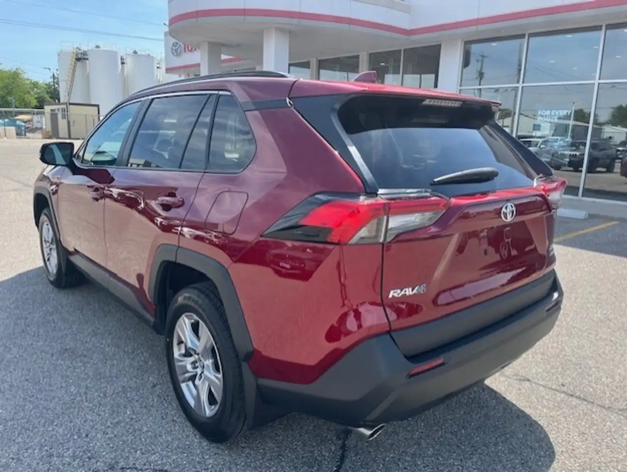 Toyota RAV 4 снимка Toyota RAV 4