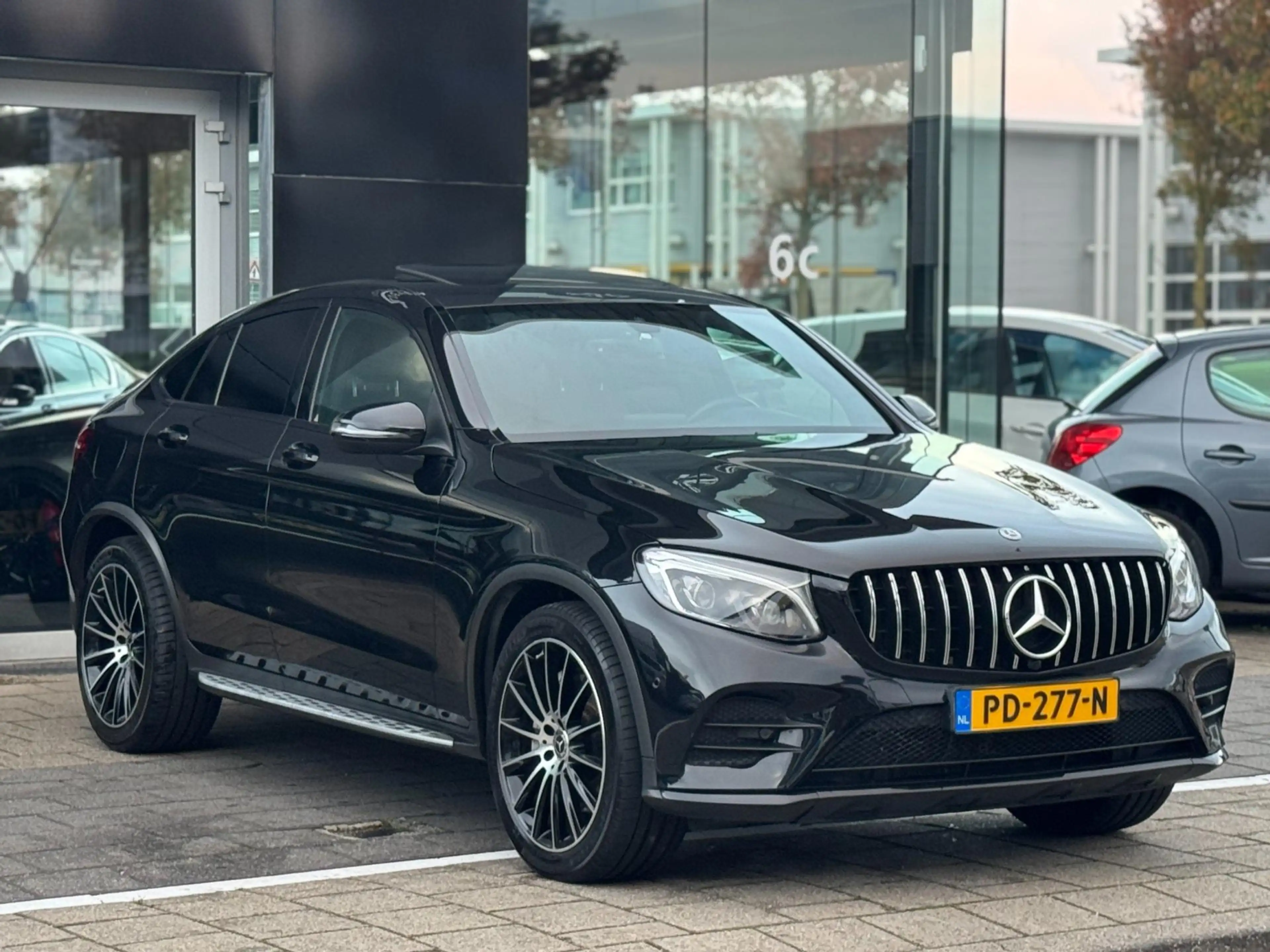Mercedes-Benz GLC 250 Coupé 4MATIC Edition 1 — photo 13