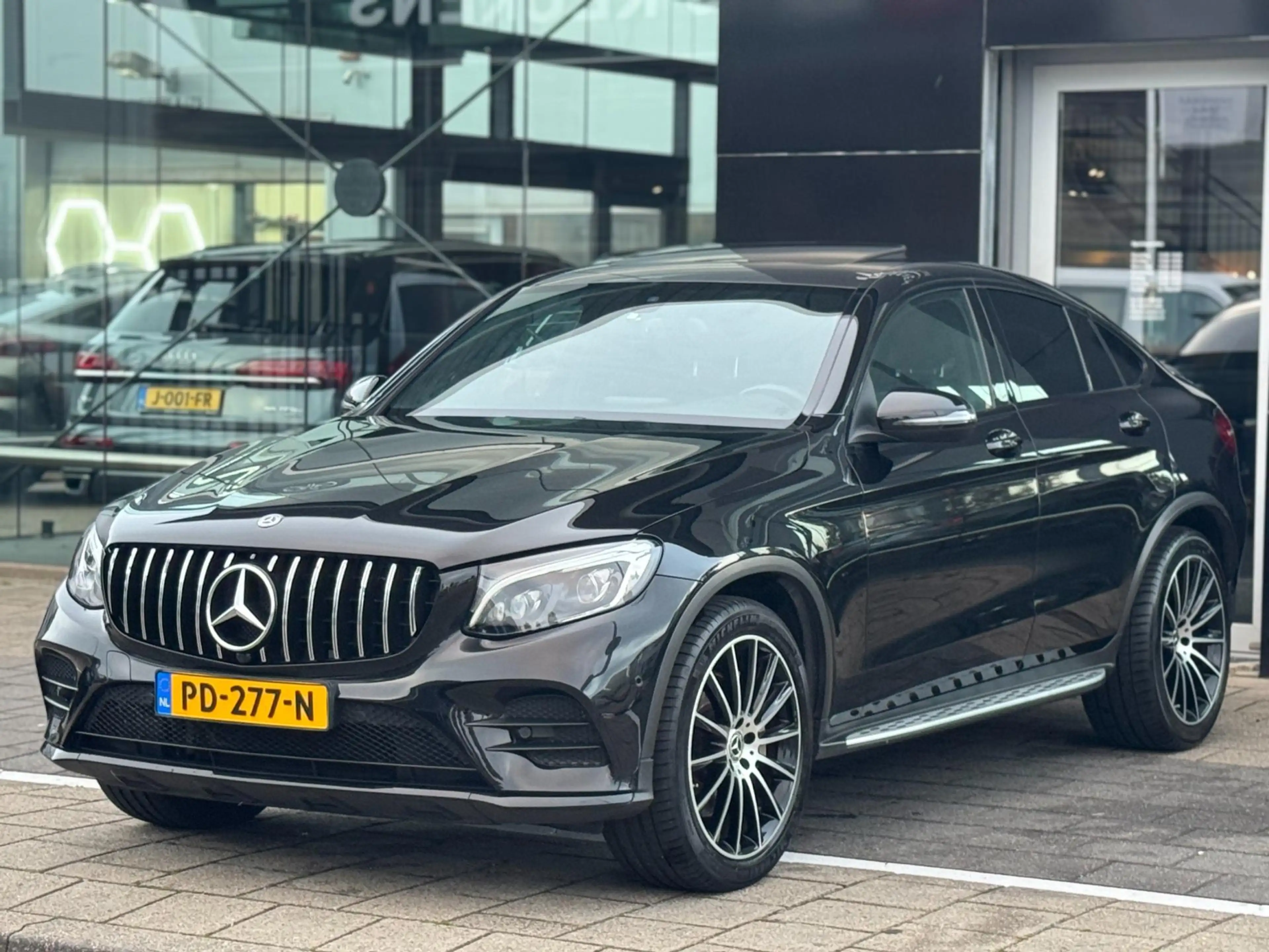 Mercedes-Benz GLC 250 Coupé 4MATIC Edition 1 — photo 14