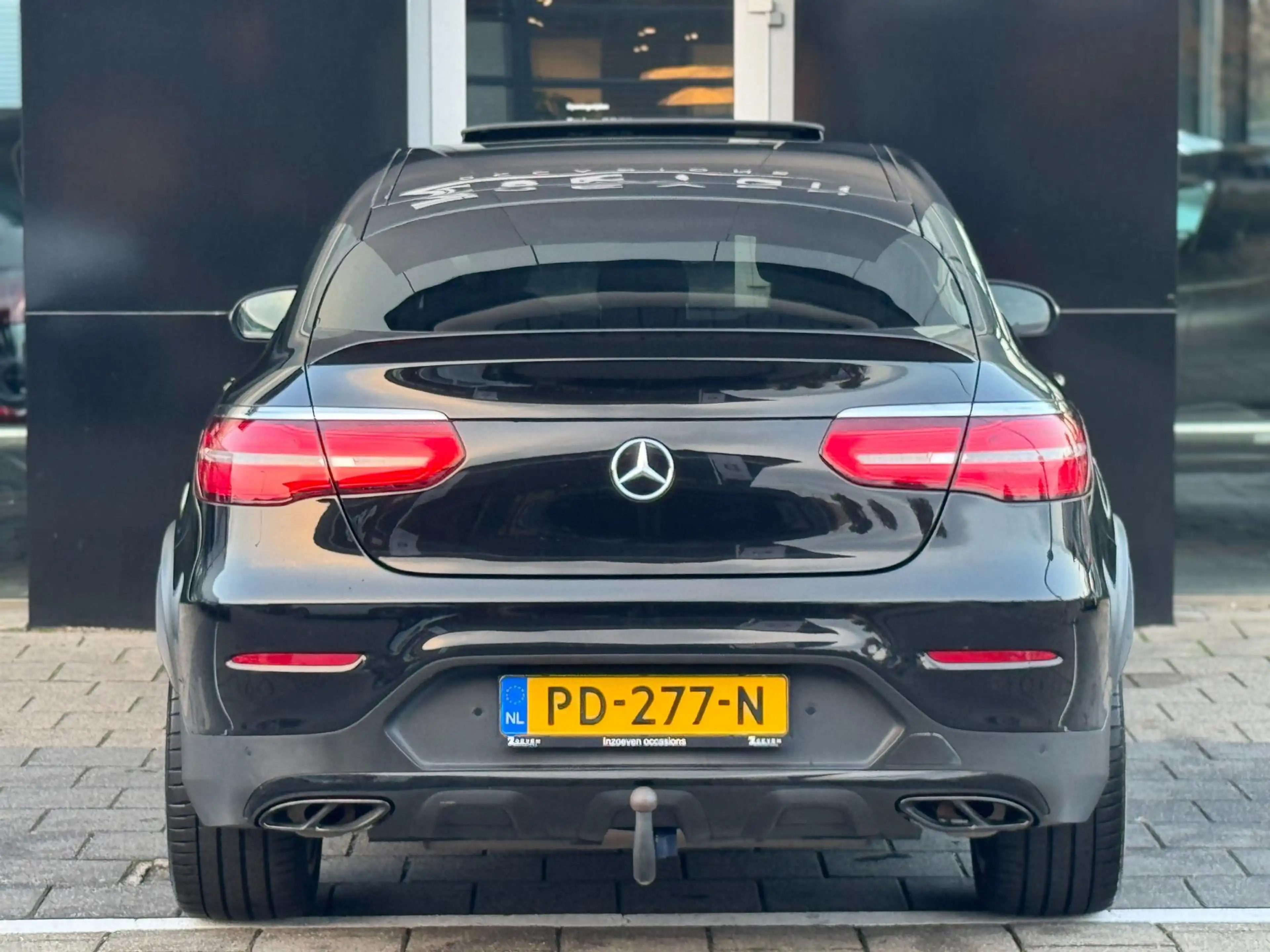 Mercedes-Benz GLC 250 Coupé 4MATIC Edition 1 — photo 12
