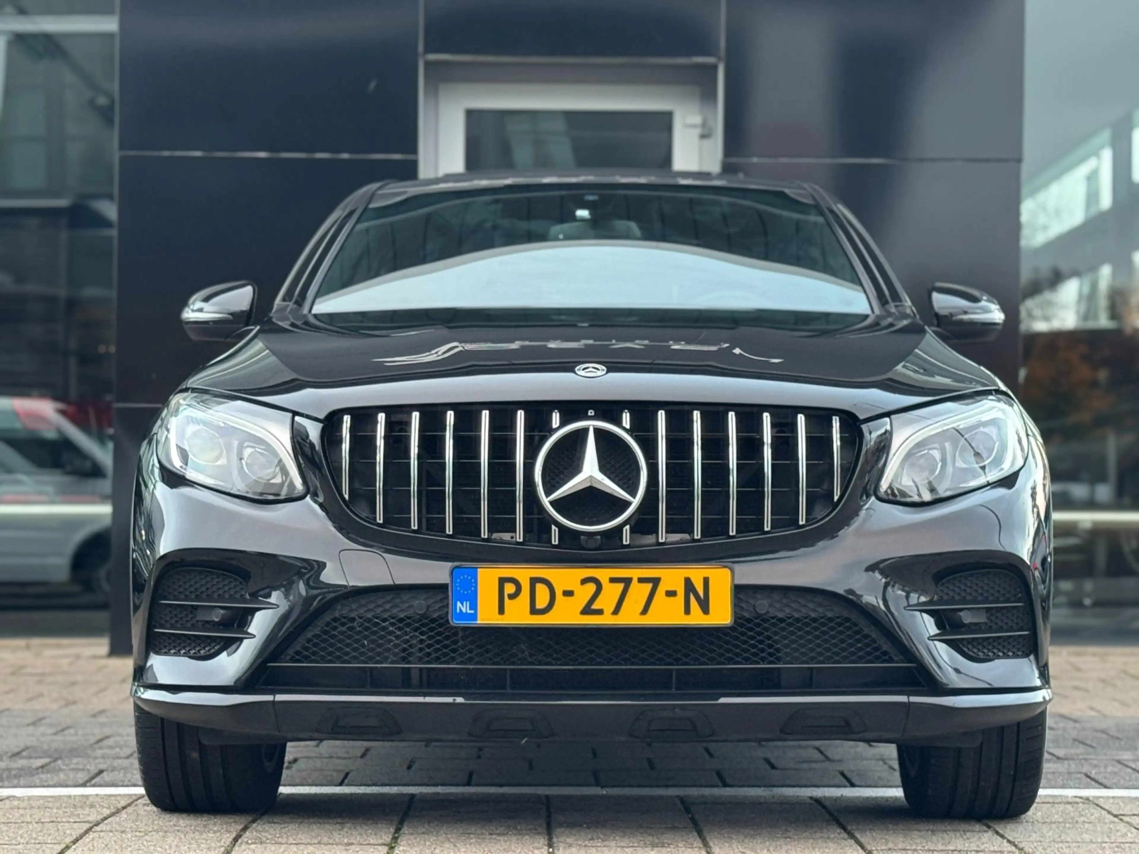 Mercedes-Benz GLC 250 Coupé 4MATIC Edition 1 — photo 15