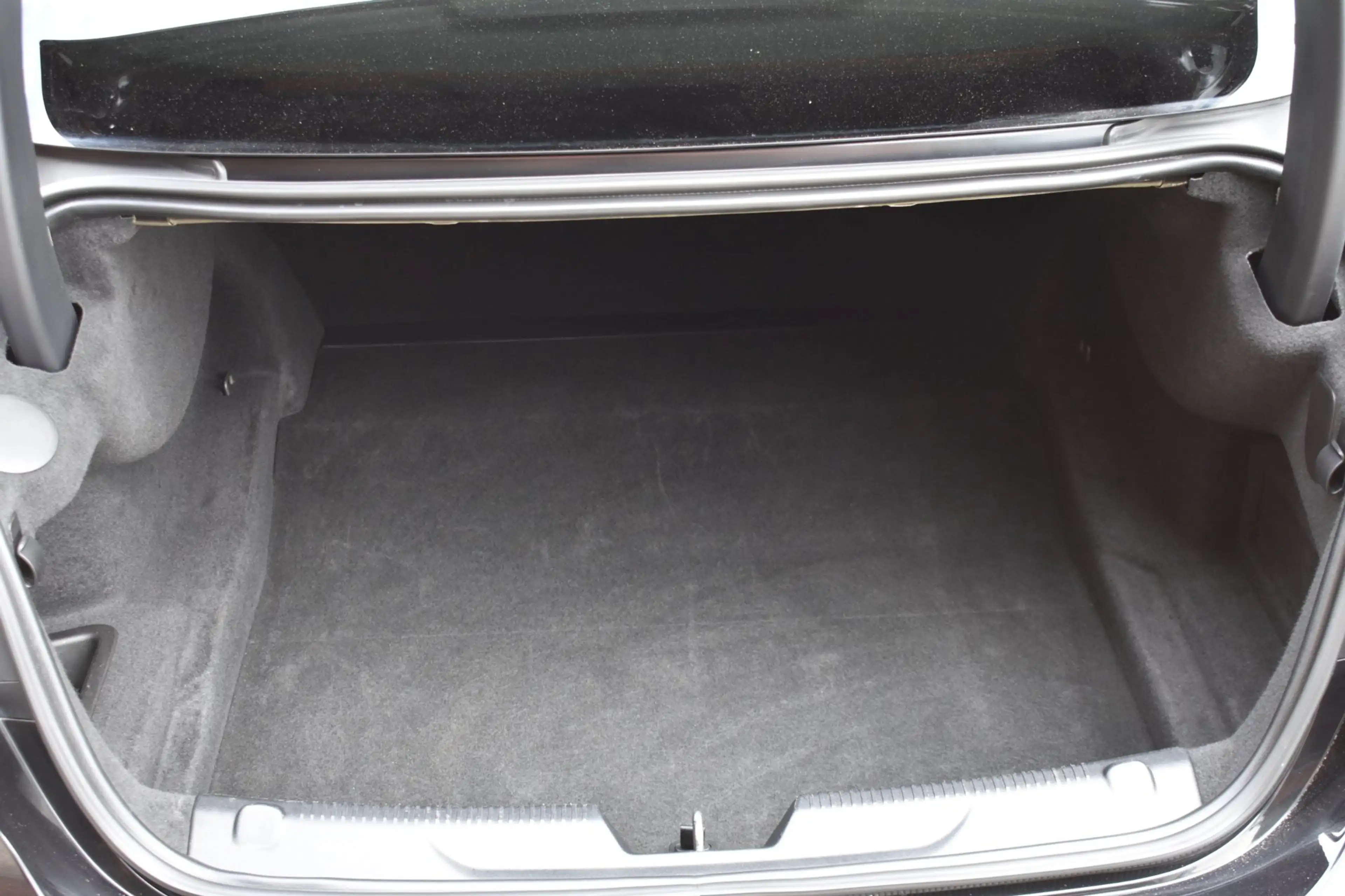 Jaguar XE 2.0 Portfolio '16 Pano Clima Navi Cruise Leder Inr — photo 7