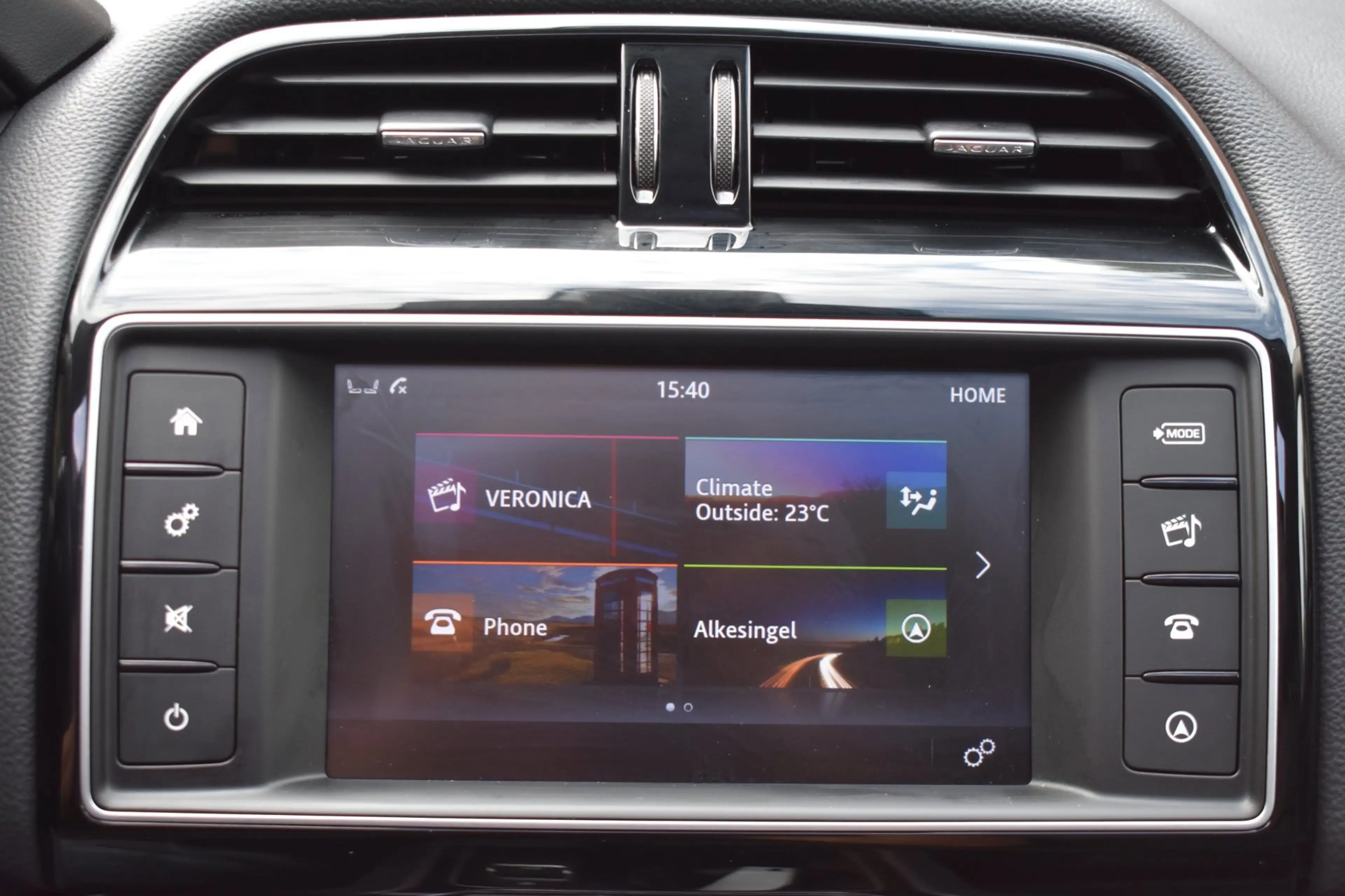 Jaguar XE 2.0 Portfolio '16 Pano Clima Navi Cruise Leder Inr — photo 14