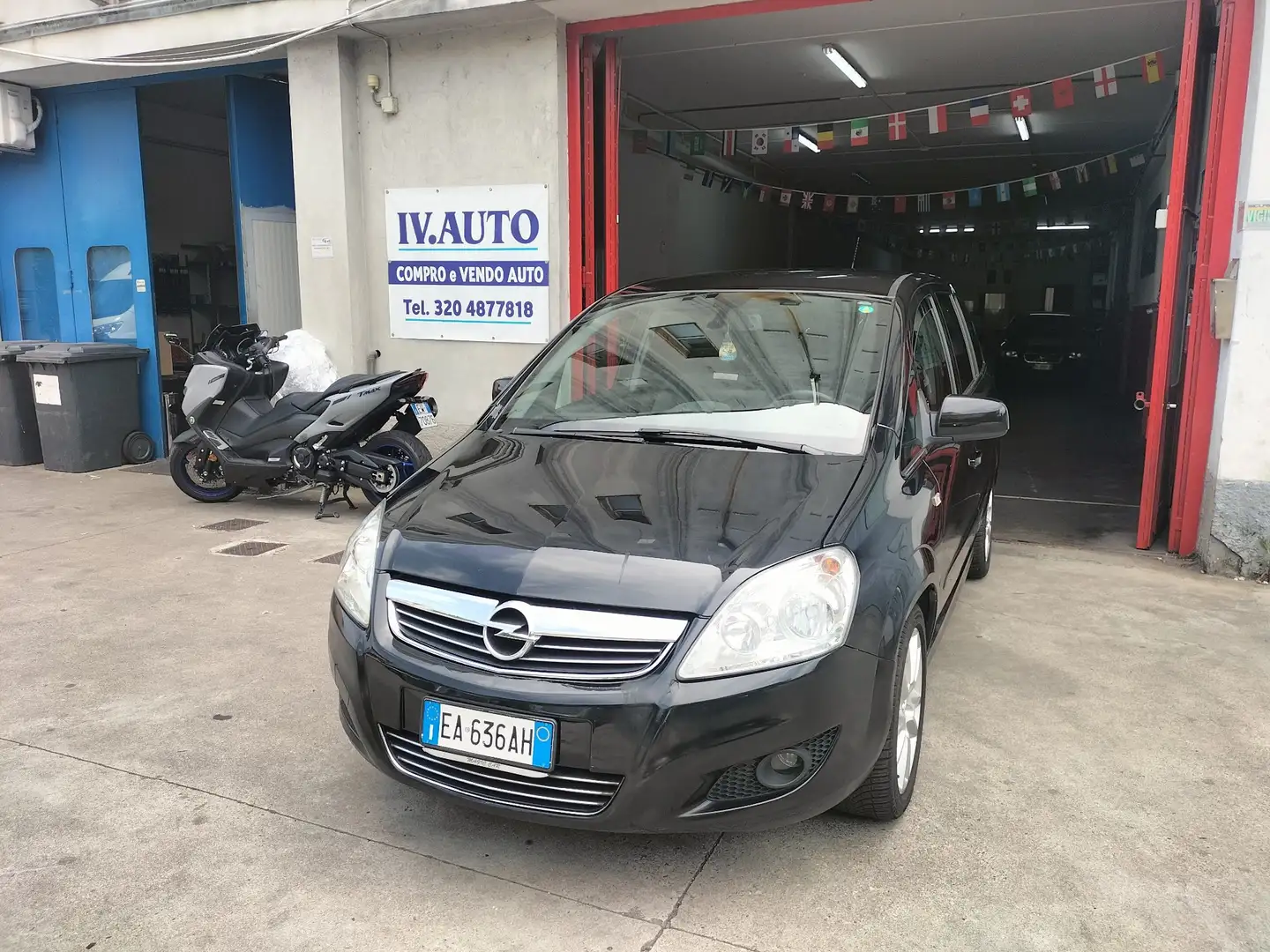 Opel Zafira 1.6 benzina Cosmo 115cv 7 posti - 1