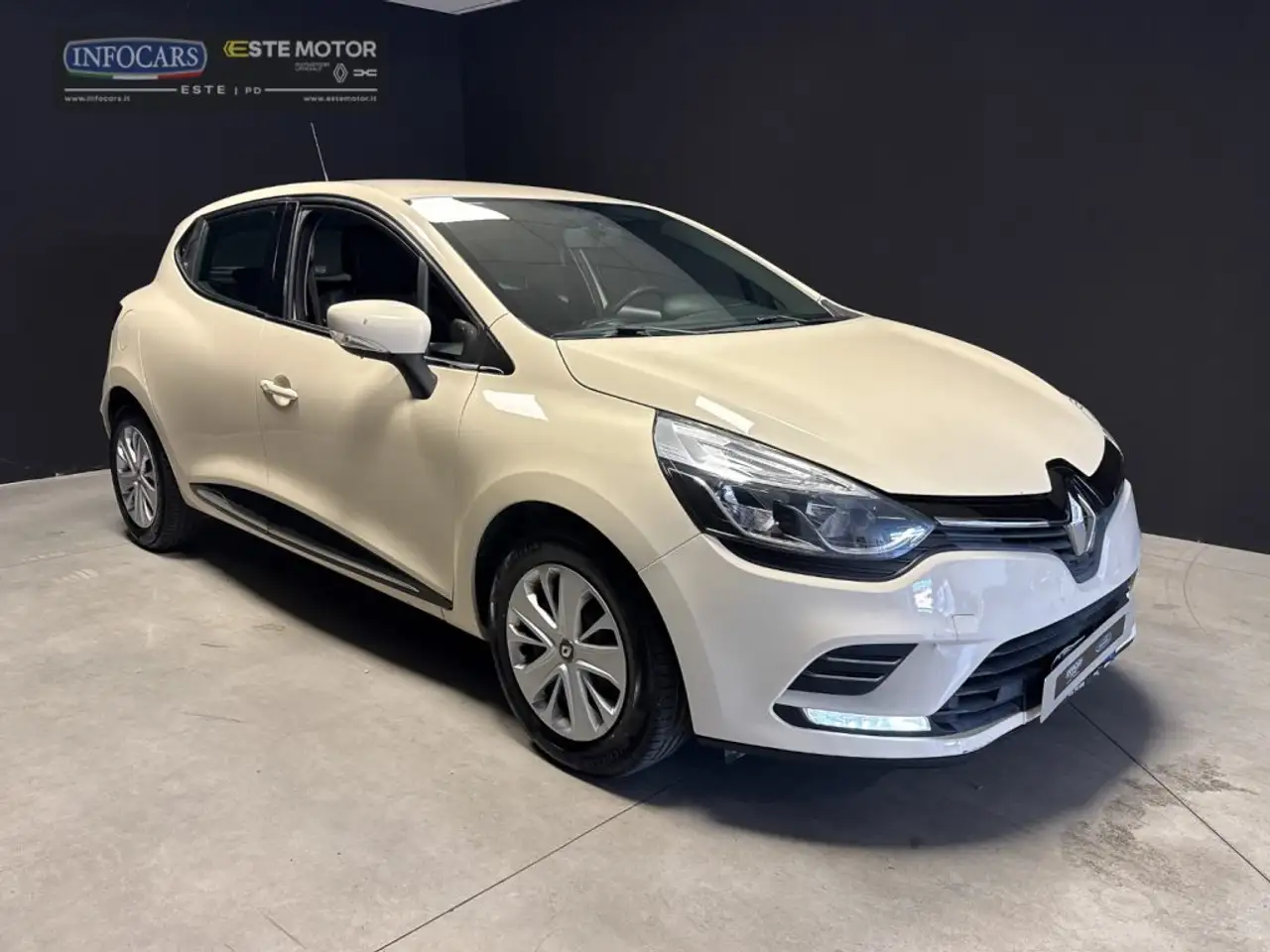 Renault Clio dCi 75CV Energy Zen Autocarro 4 posti + IVA — photo 1 of 15