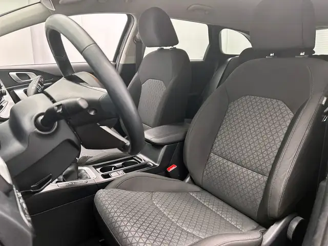 Kia Ceed view 6