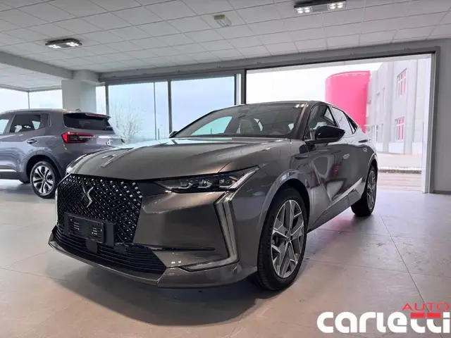 DS Automobiles DS 4
