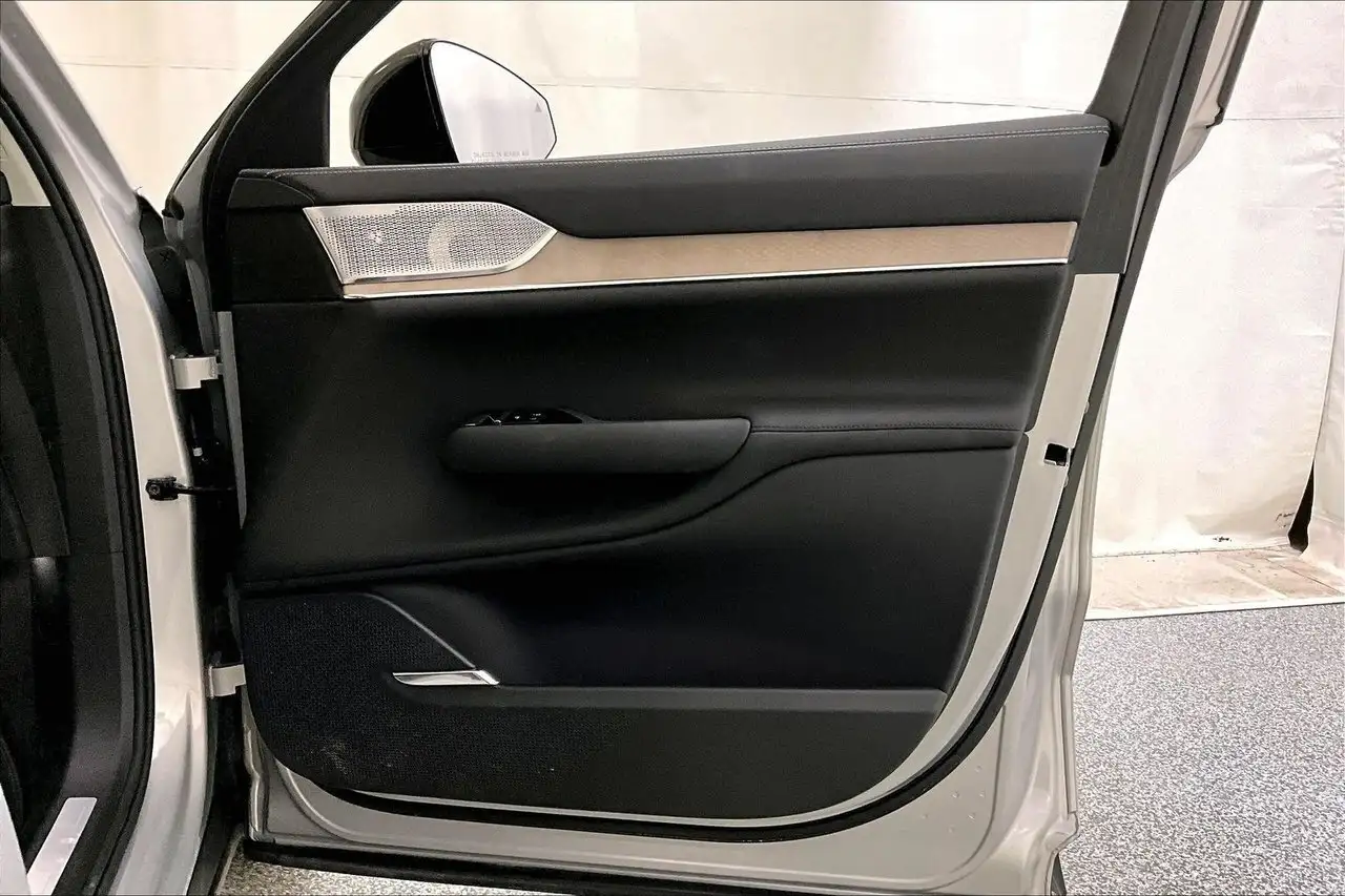 Volvo EX90 снимка Volvo EX90