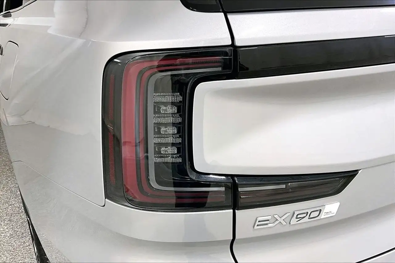 Volvo EX90 снимка Volvo EX90