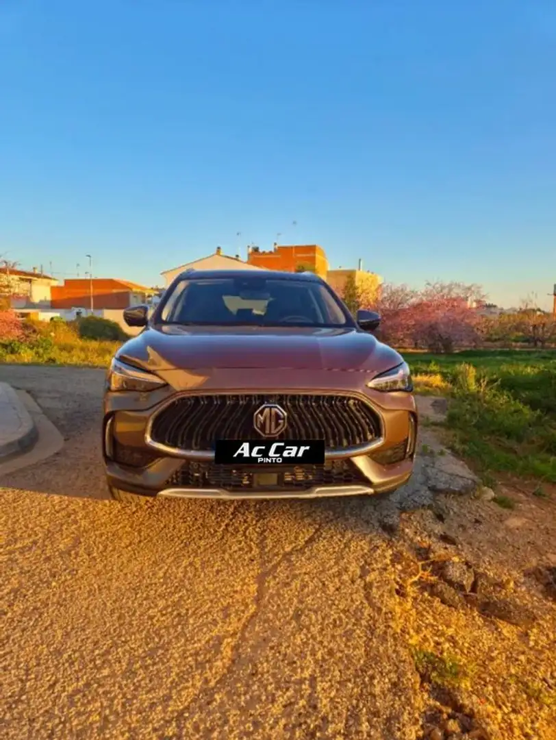 MG HS 2024 - 2