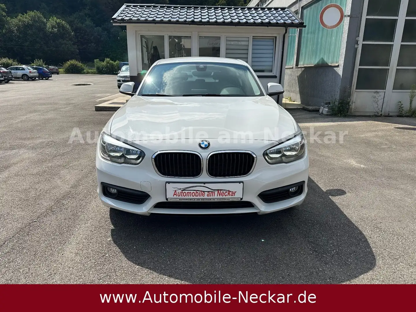 BMW 116 d Advantage-Neues Modell-Automatik-Navi-LED Weiß - 2