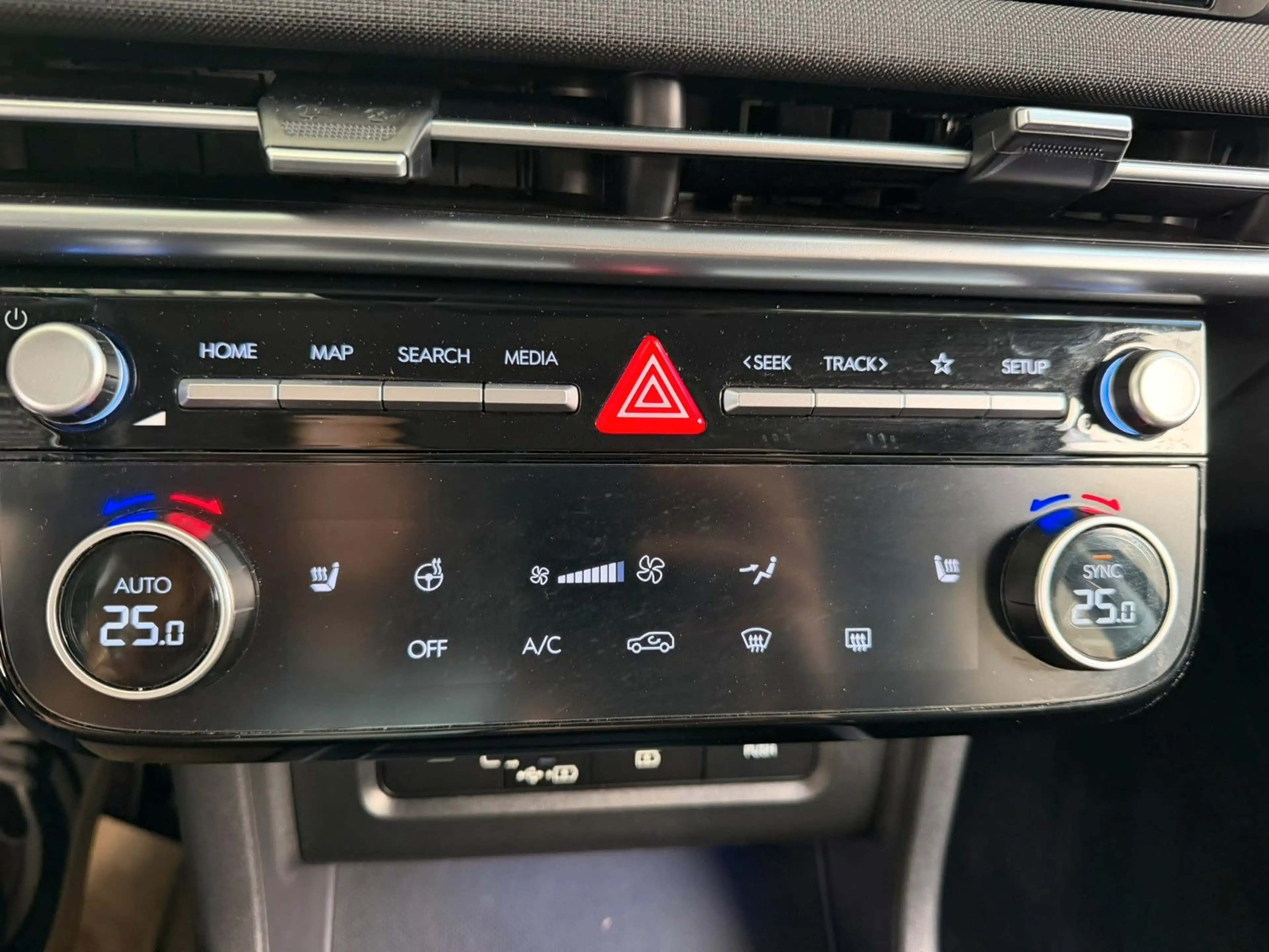 Hyundai TUCSON 1.6 CRDi DCT 2WD Prime  Assistpaket — photo 12