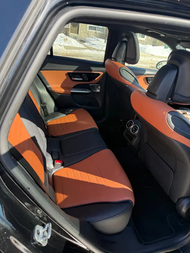 Mercedes-Benz GLC снимка Mercedes-Benz GLC