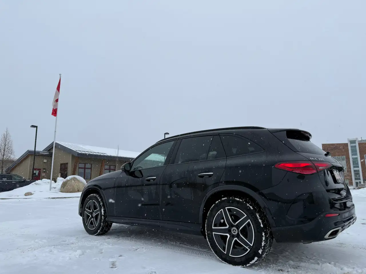 Mercedes-Benz GLC снимка Mercedes-Benz GLC