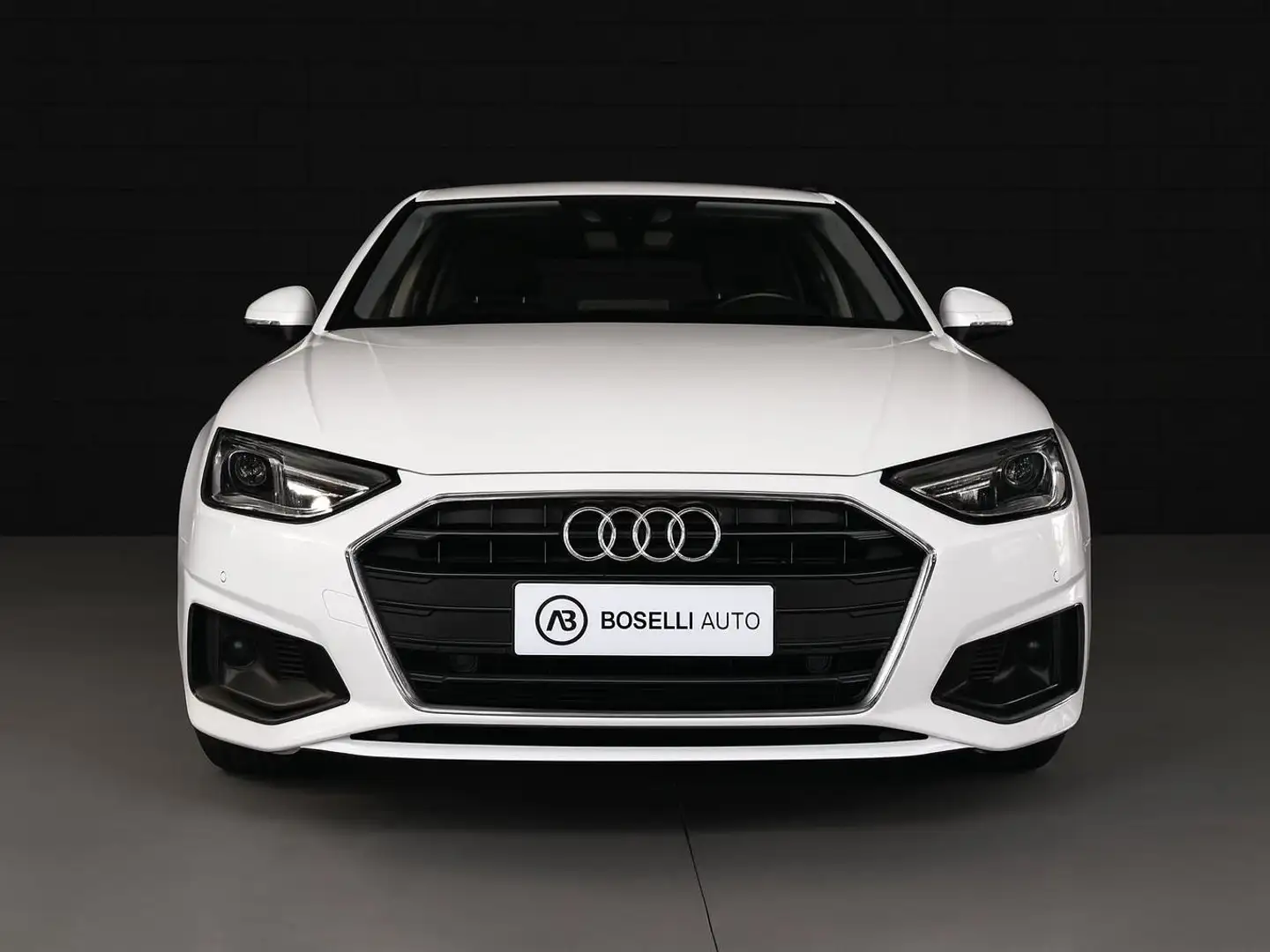 Audi A4 A4 V 2019 Avant 30 2.0 tdi mhev Business 136cv Blanc - 1
