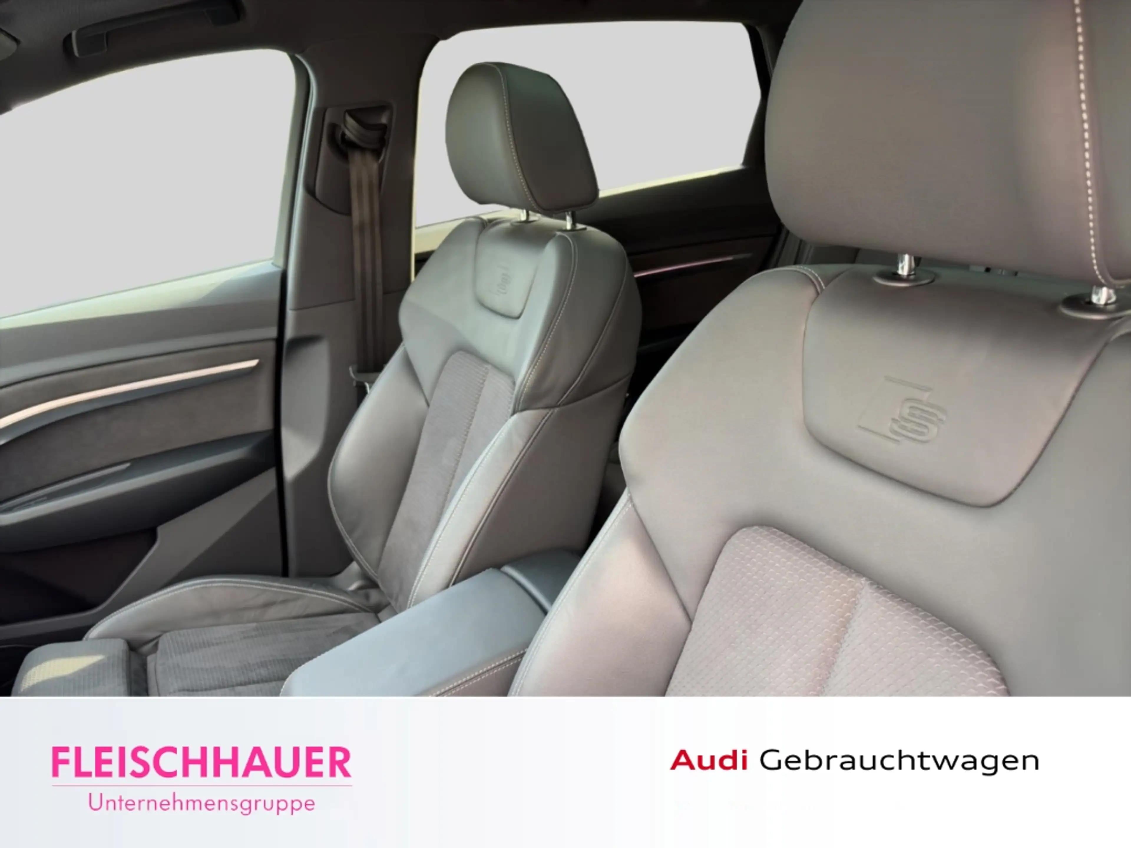 Audi e-tron 55 quattro S line Pano+HeadUp+ACC+LED+OptikSchwarz — photo 7