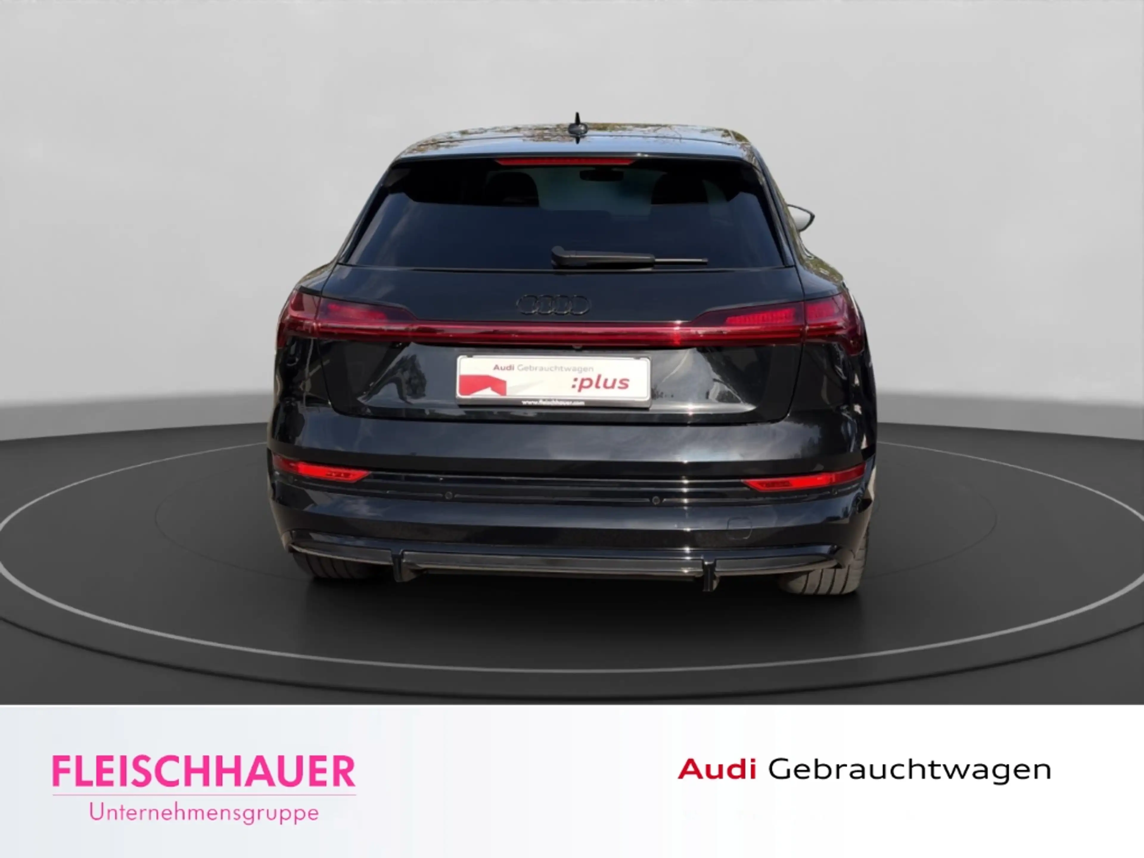 Audi e-tron 55 quattro S line Pano+HeadUp+ACC+LED+OptikSchwarz — photo 6