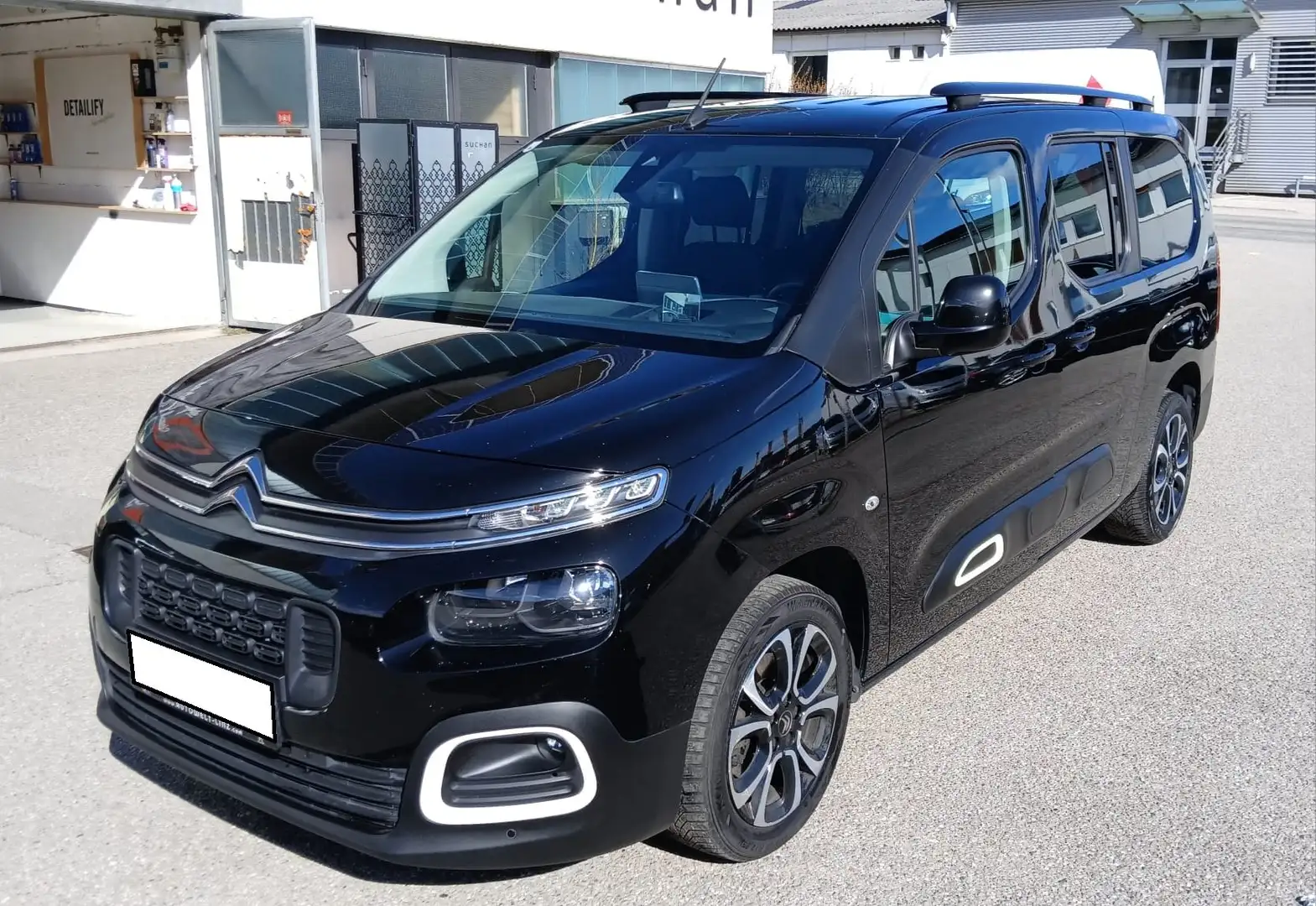 Citroen Berlingo Berlingo+BlueHDI+130+S Schwarz - 1