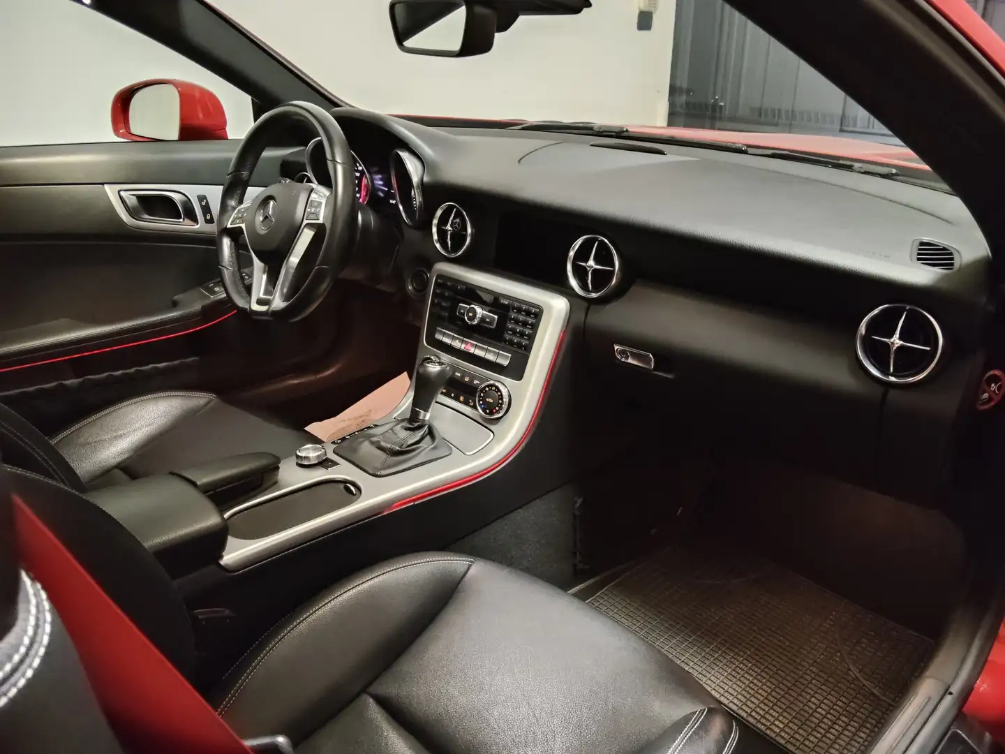 Mercedes-Benz SLK 200 (cgi be) Premium Rosso - 2