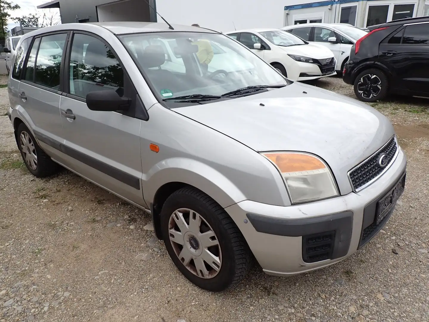 Ford Fusion Fun X Silber - 2