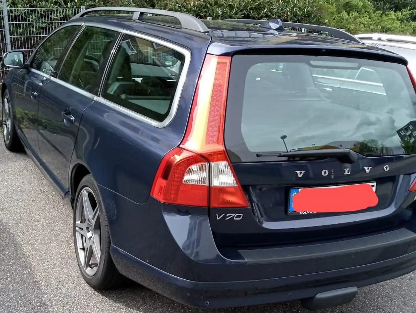 Volvo V70 D3 Geartronic Edition Pro Blue - 1