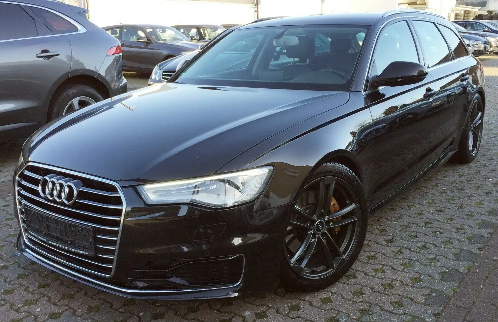 Audi A6 Avant 3.0 TDI-BIXENON-ALCANTARA- LUFTFAHRWERK Schwarz - 1