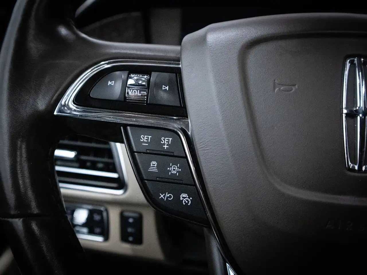 Lincoln Navigator снимка Lincoln Navigator