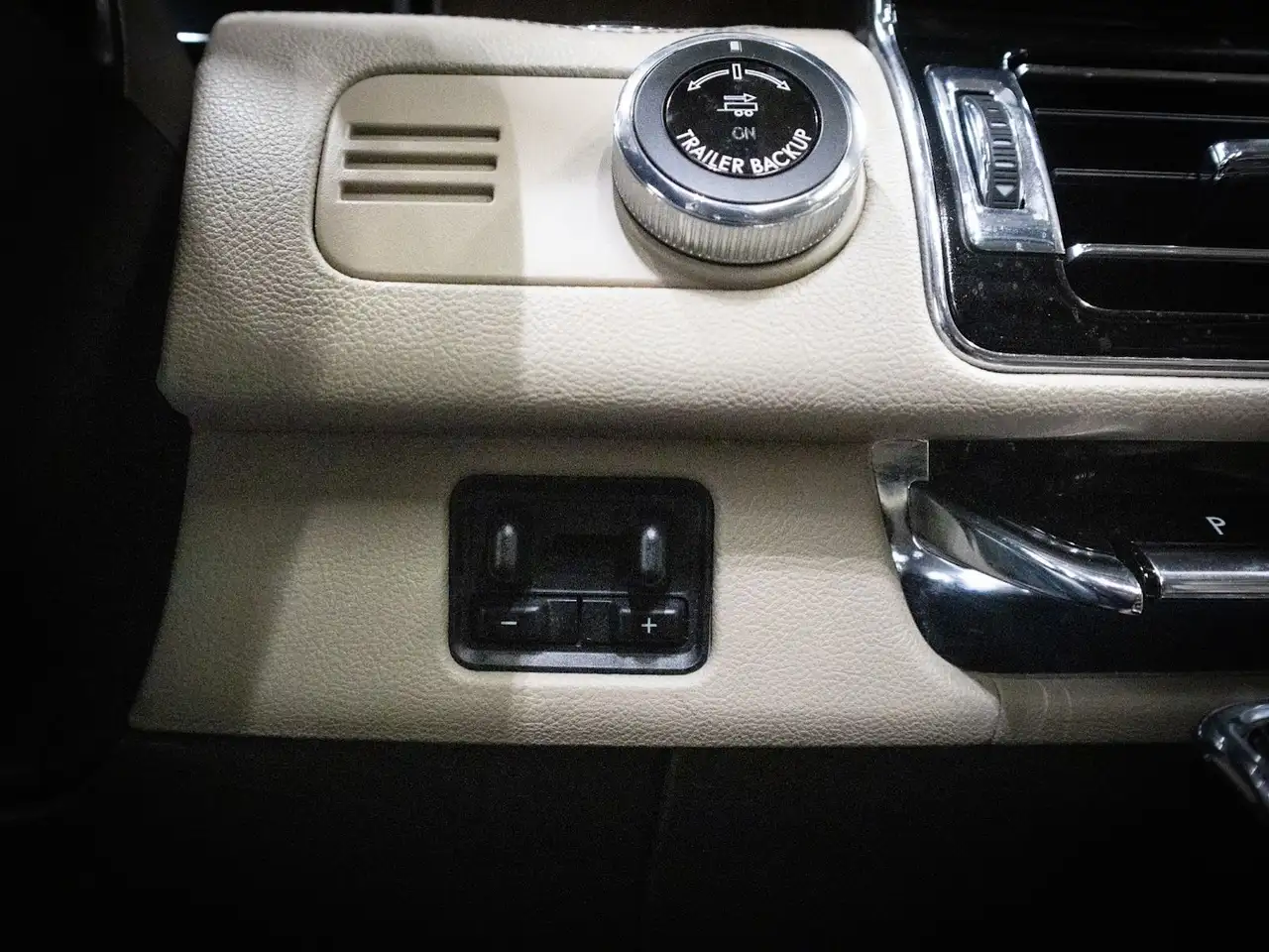 Lincoln Navigator снимка Lincoln Navigator
