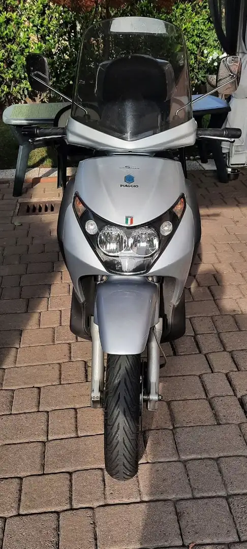 Piaggio Beverly 250 Argintiu - 1