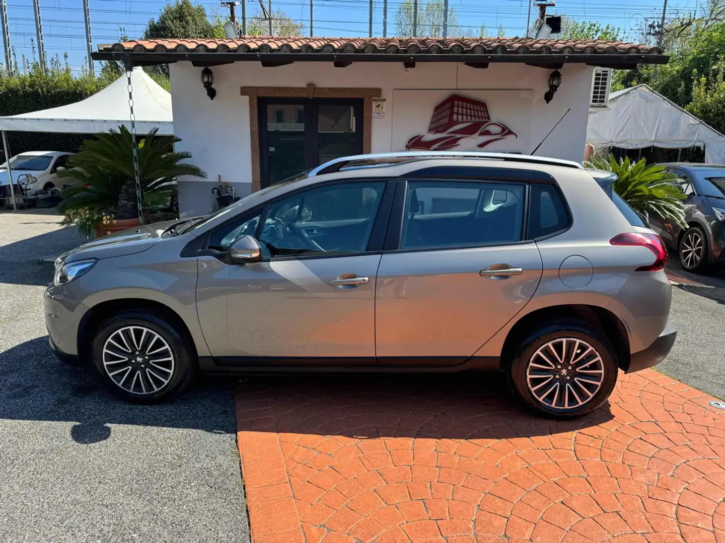 Peugeot 2008 1° serie BlueHDi 100 Active EURO 6! TAGLIANDATA! Bronzo - 2