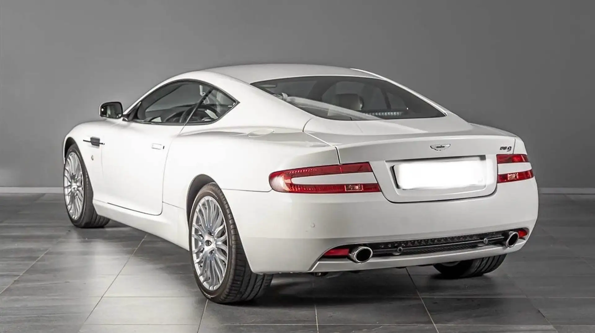 Aston Martin DB9 Coupé  5.9 V12 Touchtronic - 2