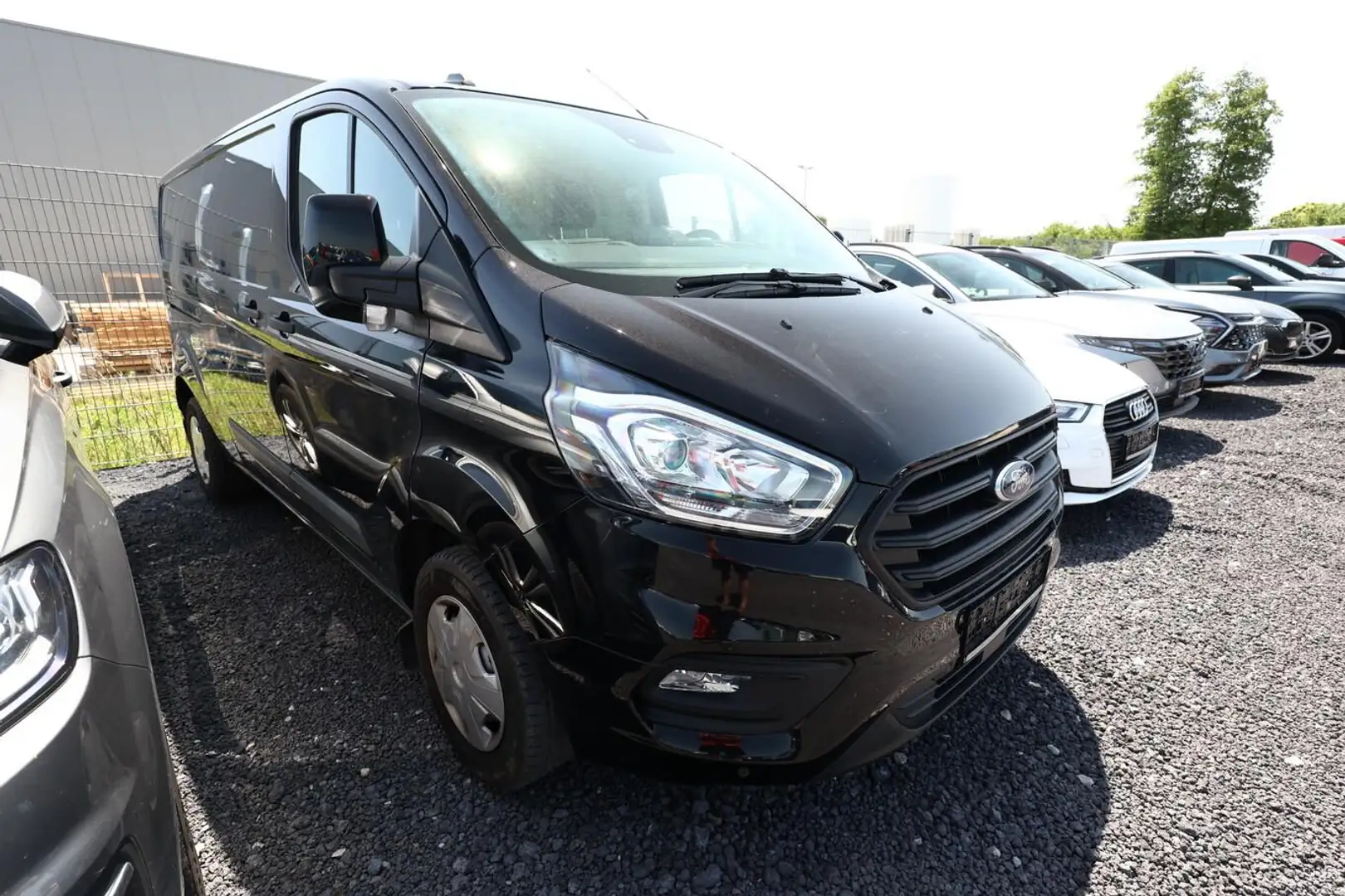 Ford Transit Custom Trend 300 2.0 TDCi 170 L2 AHK 3-S 125 kW (170 P... Schwarz - 2