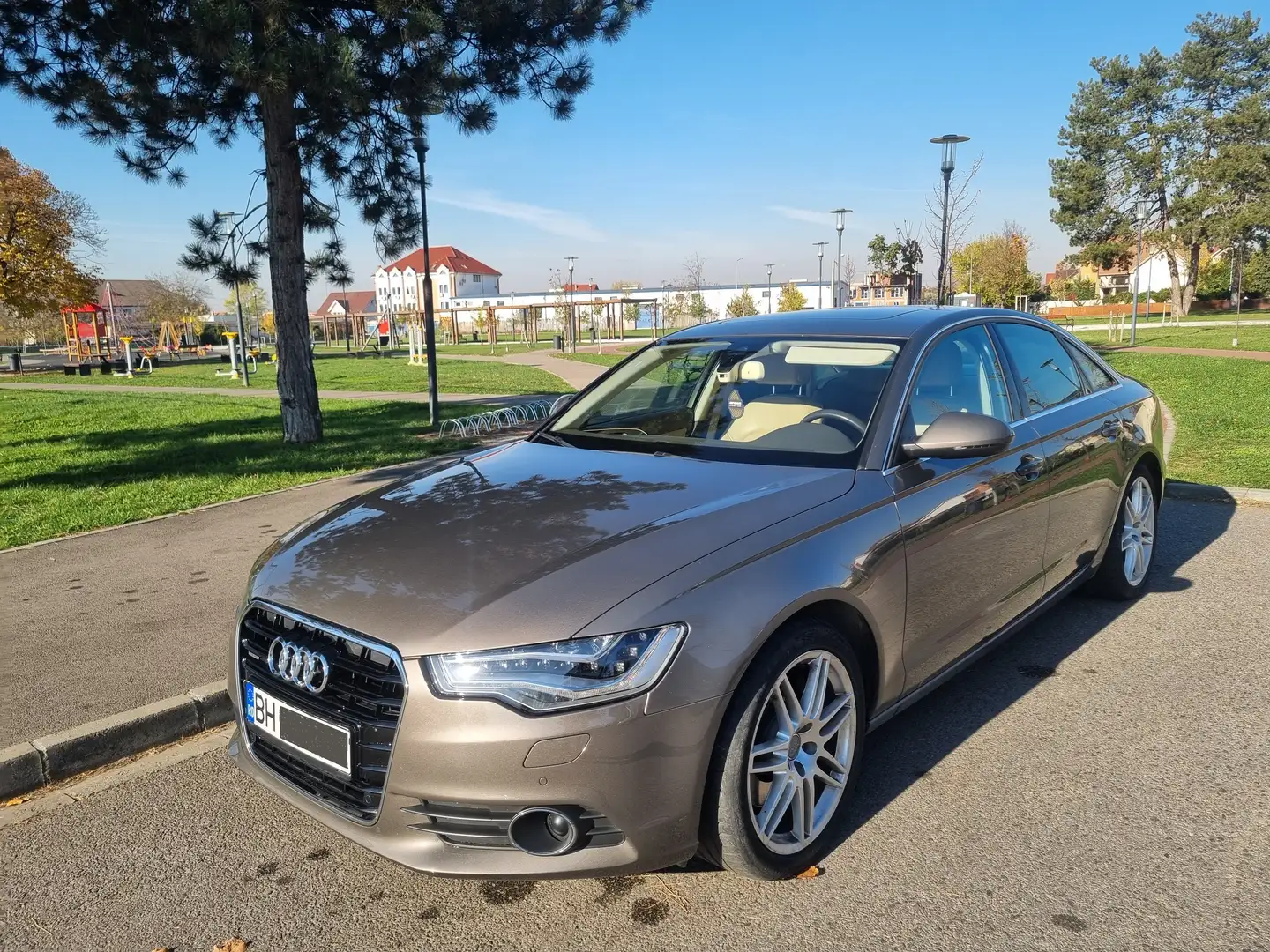Audi A6 A6 3.0 TDI DPF quattro S tronic Grau - 2