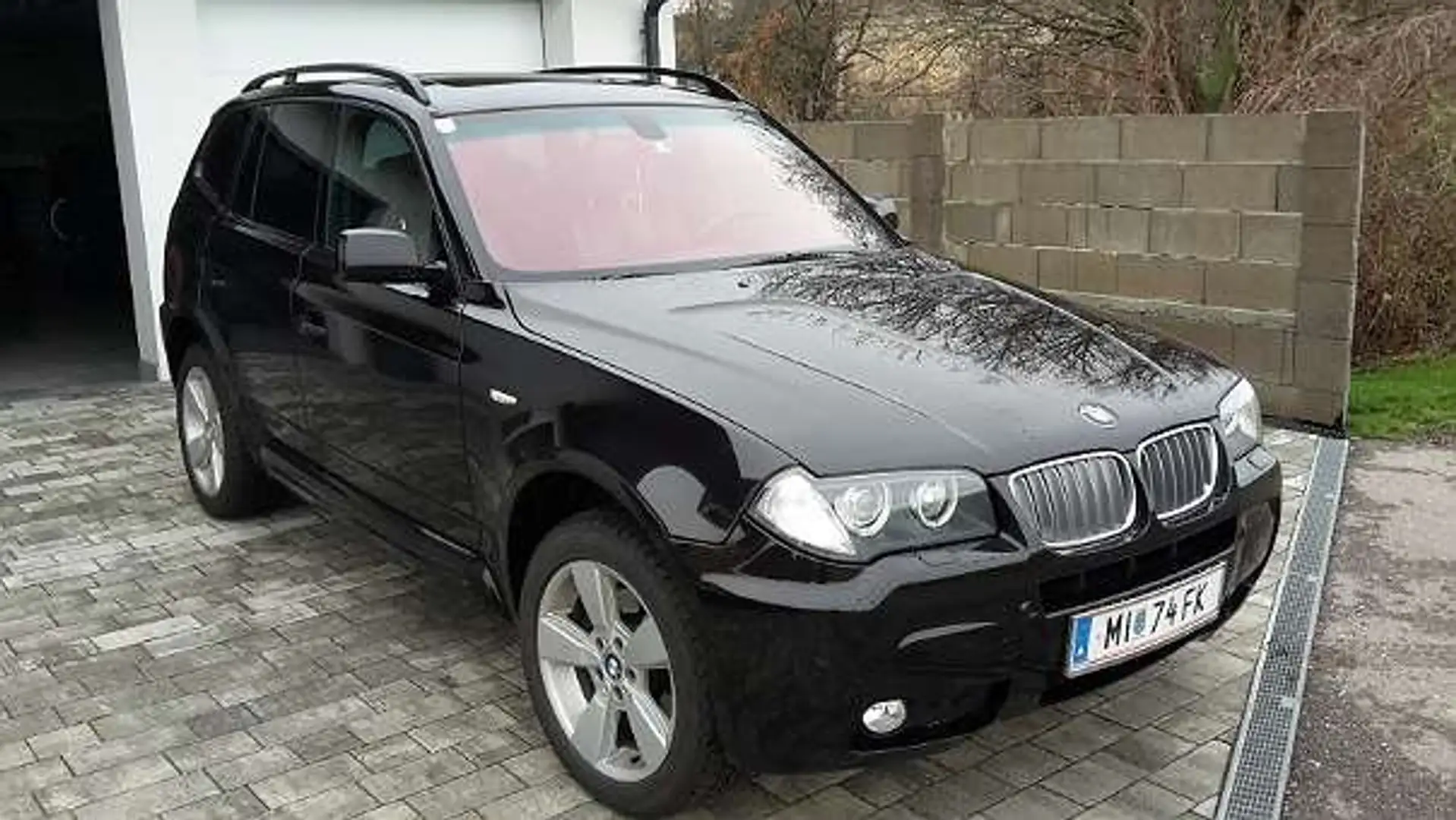 BMW X3 X3 3,0d Schwarz - 1
