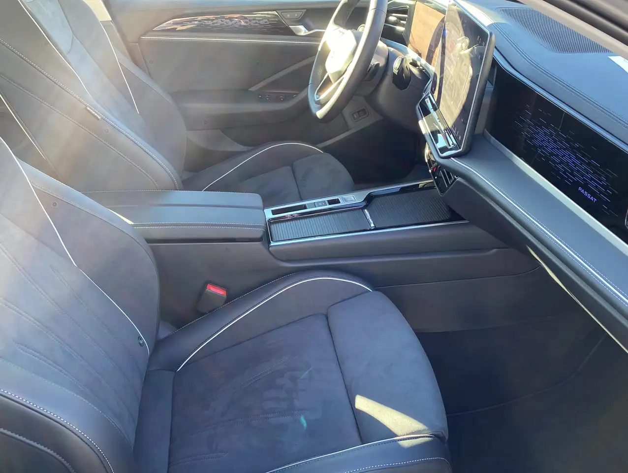 Volkswagen Passat Variant 1.5 eTSI mHEV DSG Elegance*SideAs 13