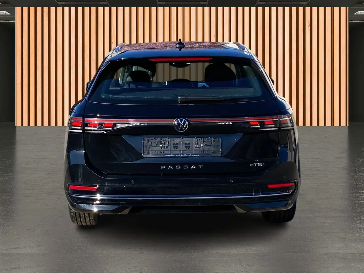 Volkswagen Passat Variant 1.5 eTSI mHEV DSG Elegance*SideAs 5