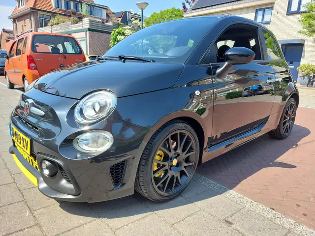 Fiat 500 Abarth 1.4 T-Jet 595 Pista garantie mogelijk tot 2028